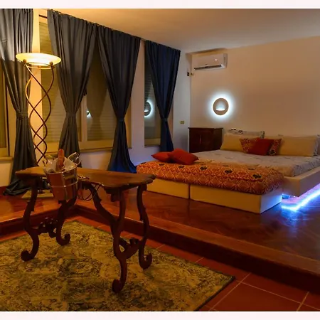 Sul Molo Tra Siracusa E Catania Bed & Breakfast *